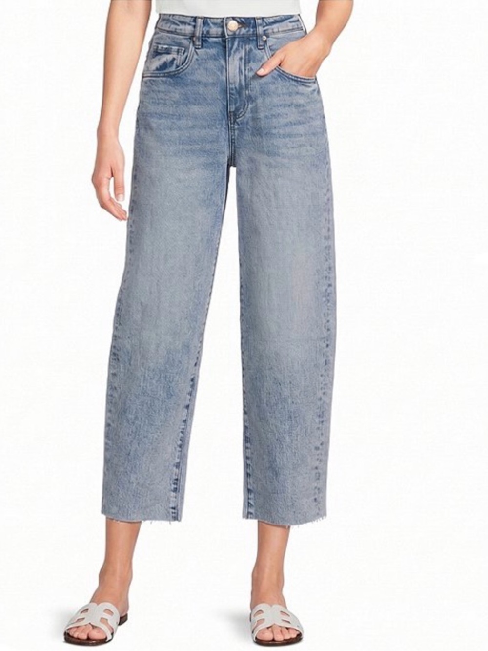 Kut from the Kloth Light Blue Wide-Leg Crop Jeans